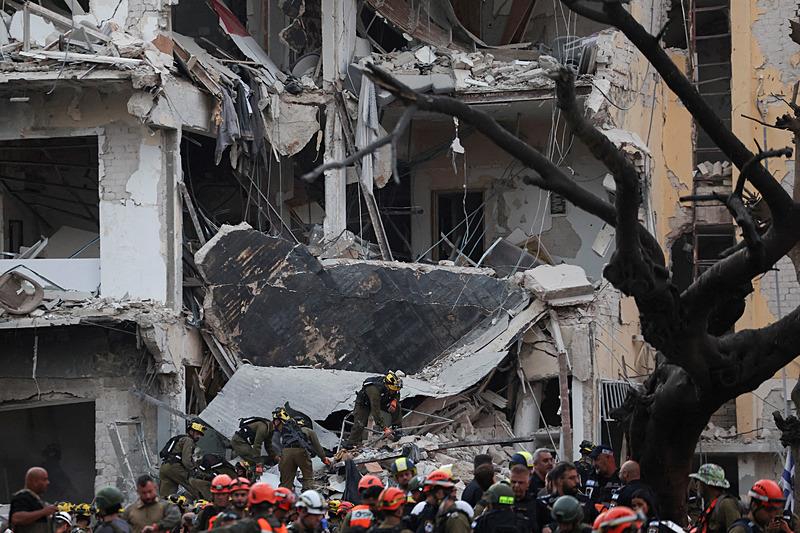 İsrail'in İran'a saldırıları, Reuters