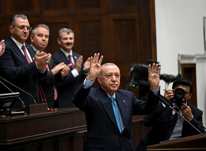 Başkan ve AK Parti Genel Başkanı Recep Tayyip Erdoğan, partisinin TBMM Grup Toplantısı'na katıldı (AA)