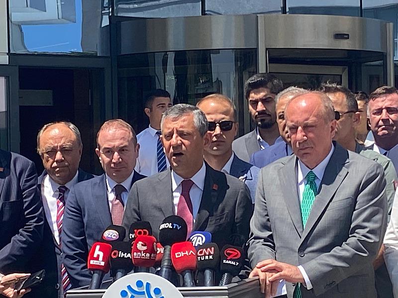 Cumhuriyet Halk Partisi (CHP) Genel Başkanı Özgür Özel, Memleket Partisi Genel Başkanı Muharrem İnce'yi ziyaret etti (Fotoğraf: İHA)