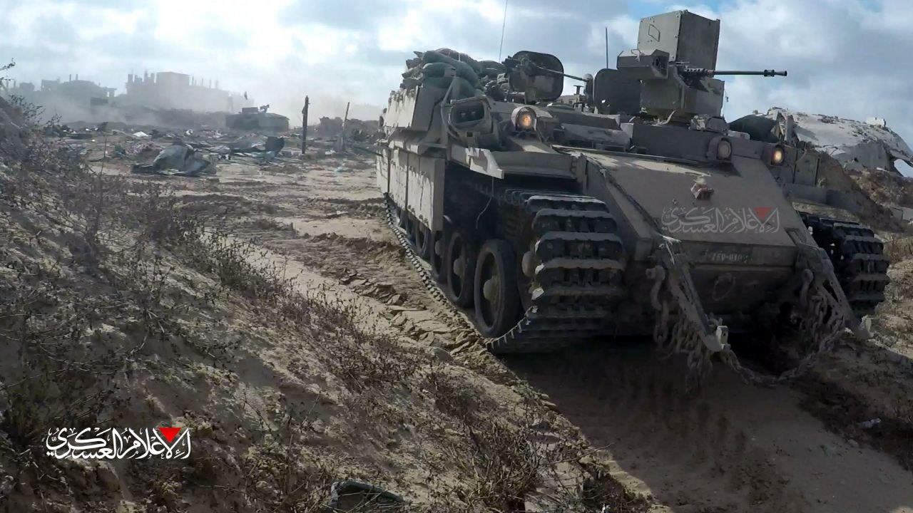 Kassam Tugayları'ndan Gazze'de İsrail'e darbe! 2 buldozeri hedef aldılar-1