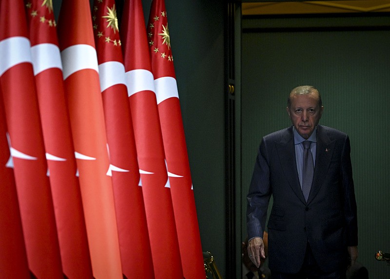 Başkan Erdoğan, Kabine Toplantısı'nın ardından millete seslendi. (AA)