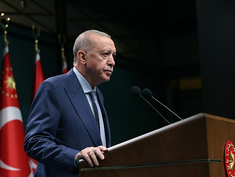 Başkan Erdoğan, Kabine Toplantısı'nın ardından millete seslendi. (AA)