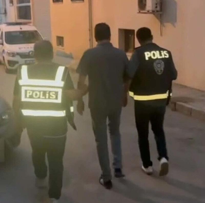 İzmir'deki yolsuzluk operasyonunda gözaltı sayısı 130'a yükseldi Fotoğraf: (DHA)