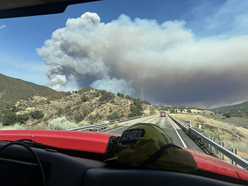 California'da yangınlar, AA