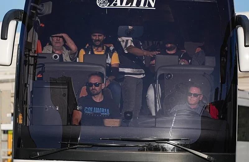 CHP’li İzmir BB’ye yolsuzluk operasyonu! Satan satana | Soyer ifadesinde suçu çalışma arkadaşlarına attı (Takvim.com.tr)