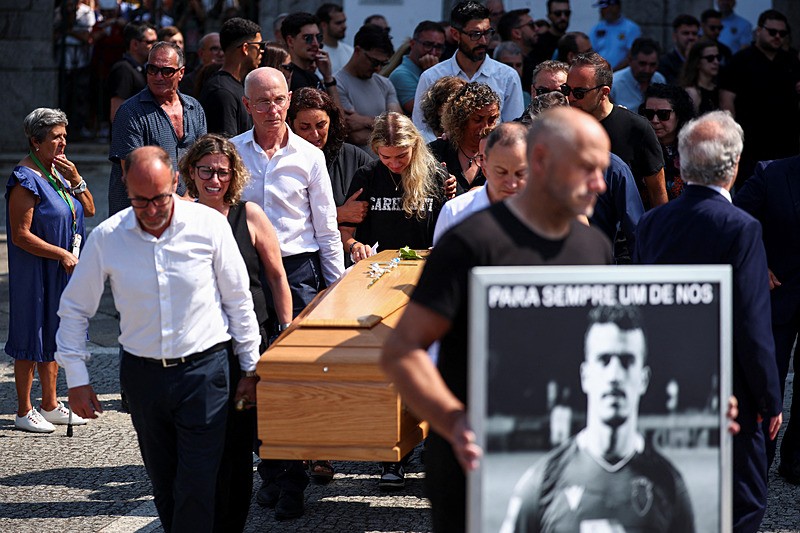 Jota ve Silva'nın cenaze töreni, Reuters