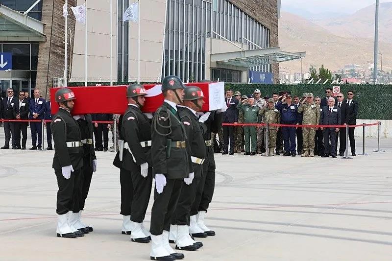 12 askerimiz şehit oldu (Takvim arşiv foto)