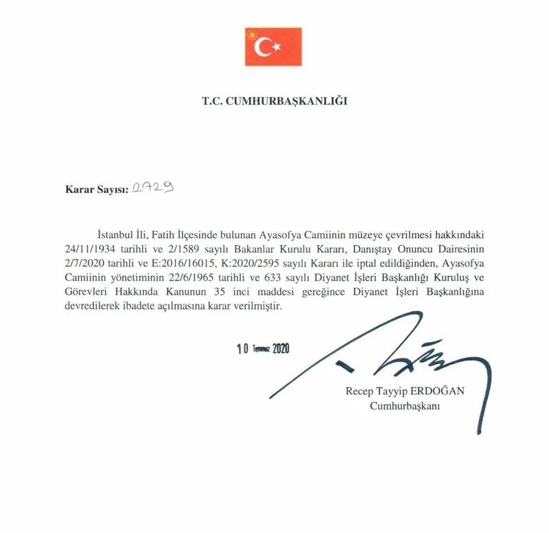 5 yıl önce bugün Başkan Erdoğan Ayasofya'nın zincirlerini kıran imzayı attı (Takvim.com.tr)