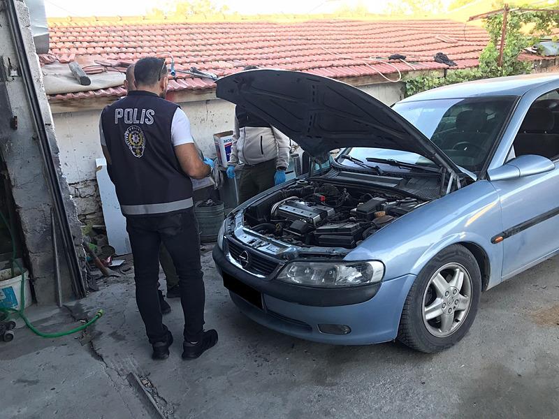 'Change' yöntemiyle, 15 milyon TL'lik vurgun;10 gözaltı (Takvim foto arşiv)