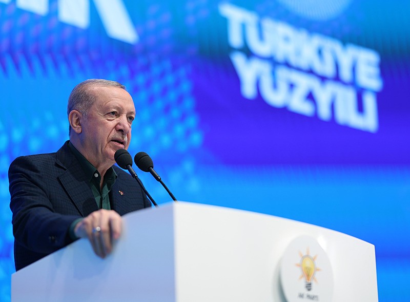 Başkan ve AK Parti Genel Başkanı Recep Tayyip Erdoğan, partisinin Kızılcahamam'da düzenlediği 32. İstişare ve Değerlendirme Toplantısı'na katılarak konuşma yaptı (Fotoğraf: AA)