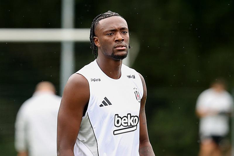 Tammy Abraham. (AA)