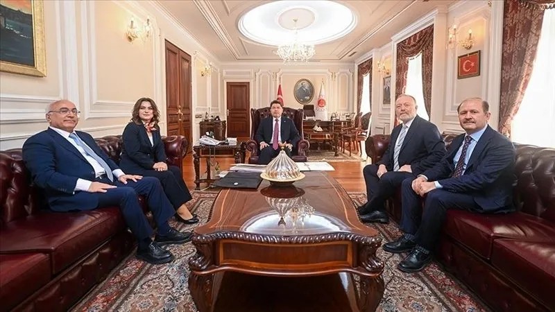 Terörsüz Türkiye'de yeni safhayla birlikte temaslar hızlandı
