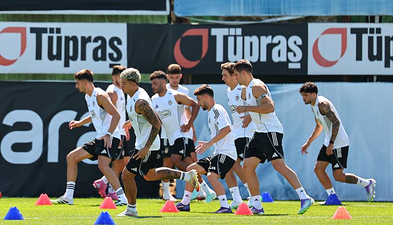Beşiktaş hazırlıklarını sürdürüyor.