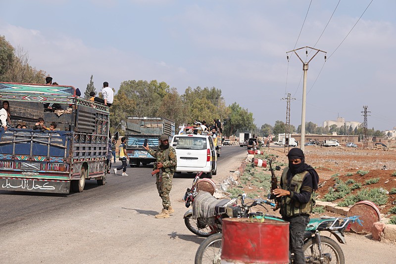 Süveyda'dan sürgün, AA