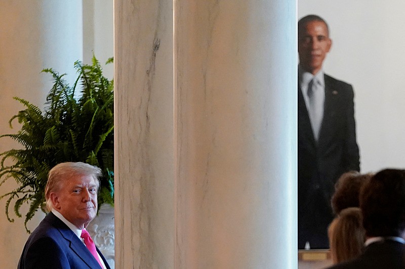 Trump ve Obama'nın portresi, Reuters