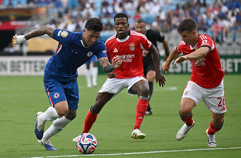 besiktasa-3-benficali-solkjaer-transferini-cok-istiyor-1753284993094.jpg Florentino Luis (Takvim Foto Arşiv)