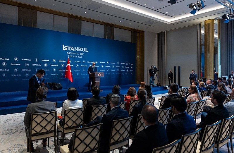 Dışişleri Bakanı Fidan, İstanbul'daki Balkan Barış Platformu toplantısının ardından konuştu. (AA)