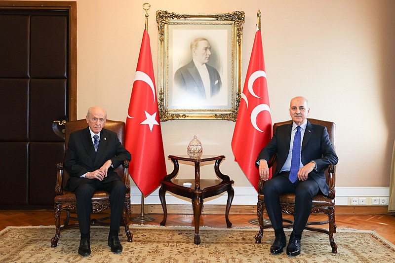 MHP lideri Devlet Bahçeli ve TBMM Başkanı Nurman Kurtulmuş (AA, Takvim.com.tr Arşiv)