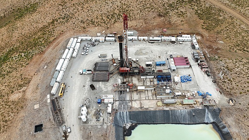 Kato Dağı'nda petrol arama çalışması devam ediyor