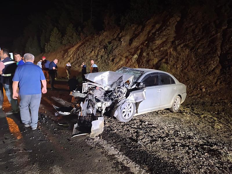 Orman yangınına su taşıyan yangın tankerine çarptı: 1'i ağır 2 yaralı (takvim foto arşiv)