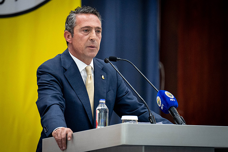 kulupler-birligi-vakfinin-yeni-baskani-ertugrul-dogan-1753798807260.jpeg Ali Koç (AA)