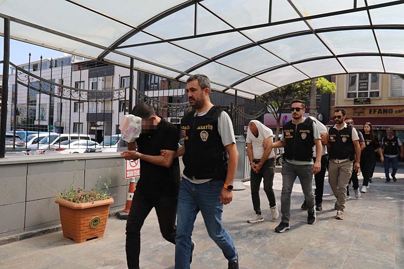10 milyon liralık arsa dolandırıcılığında 7 gözaltı (takvim foto arşiv)