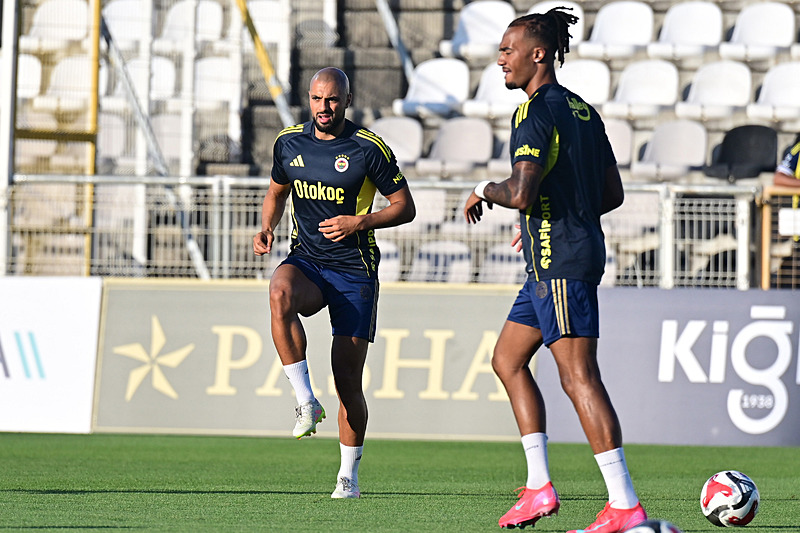 Sofyan Amrabat (AA)
