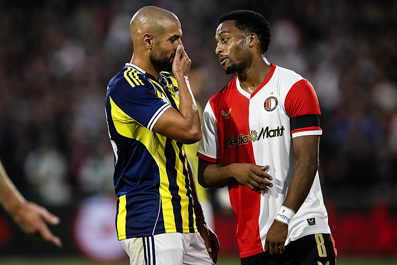 Sofyan Amrabat (AA)