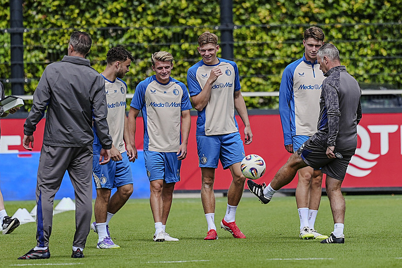 S Sport Plus Digiturk, Tivibu, Kablo TV’de var mı? Feyenoord - Fenerbahçe maçı şifresiz nasıl izlenir?-5