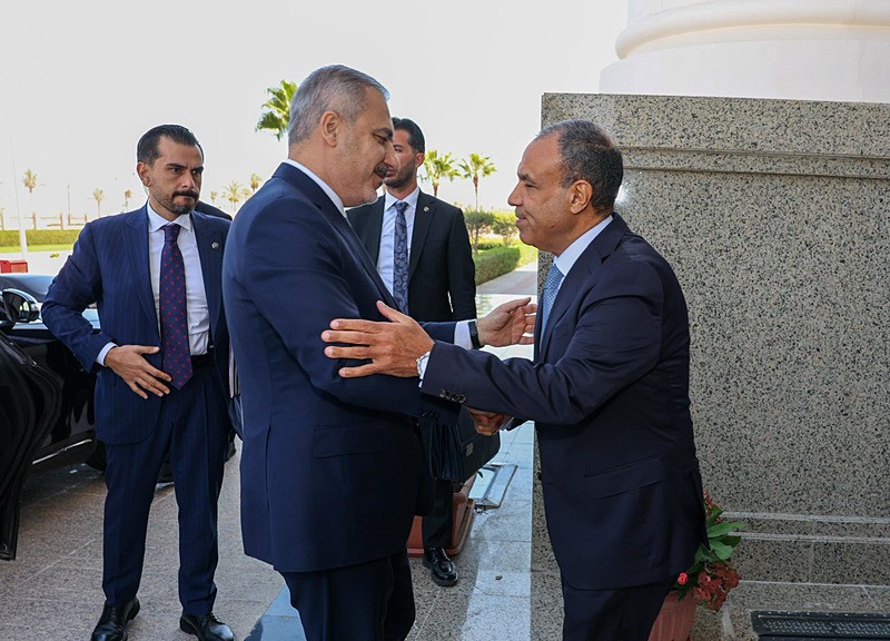 Dışişleri Bakanı Fidan ve  Mısırlı mevkidaşı Abdulati (AA)