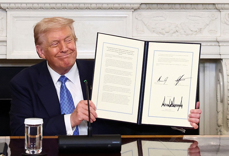 Dünyanın gözü ABD'de! Beyaz Saray'da Trump-Aliyev-Paşinyan zirvesi: Üçlü mutabakat imzalandı