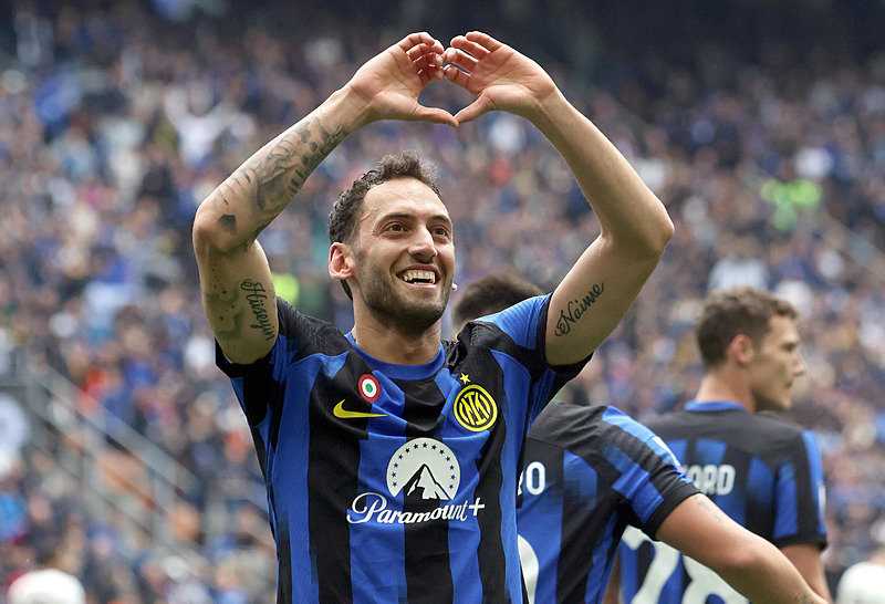 Hakan Çalhanoğlu (AA)