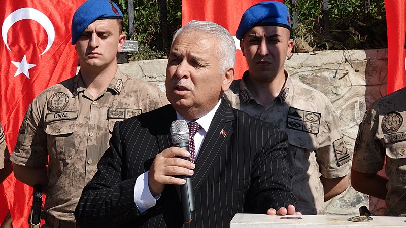 Trabzon Valisi Aziz Yıldırım (DHA)