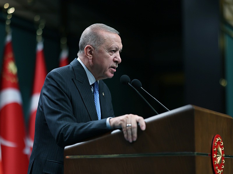 Başkan  Erdoğan, Kabine Toplantısı'nın ardından millete seslendi. (AA)