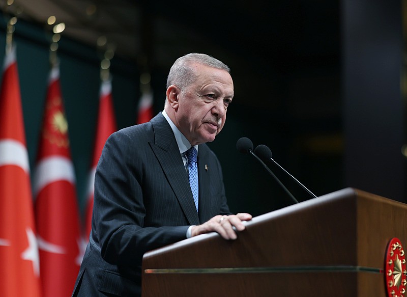 Başkan  Erdoğan, Kabine Toplantısı'nın ardından millete seslendi. (AA)