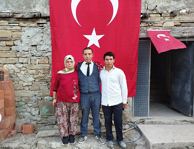 İbrahim Çetin ve ailesi