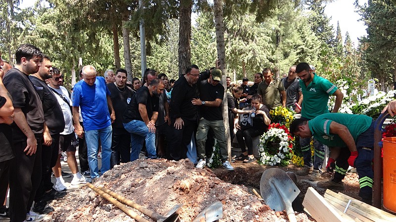 Genç yaşta hayatının kaybeden Oğuzhan'ın ailesi büyük acı yaşadı (IHA)