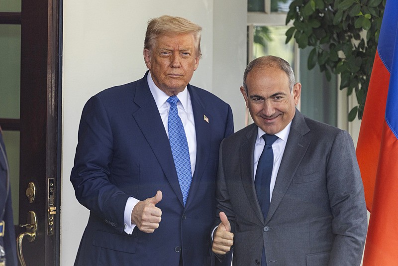 Trump ve Paşinyan, EPA