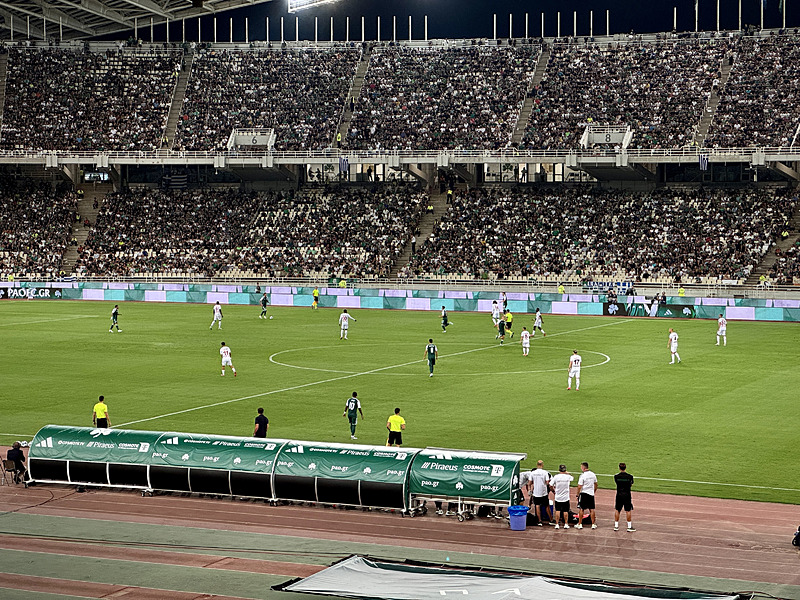 Samsunsporlu taraftarlar kendilerine ayrılan yerleri doldurdu (AA)