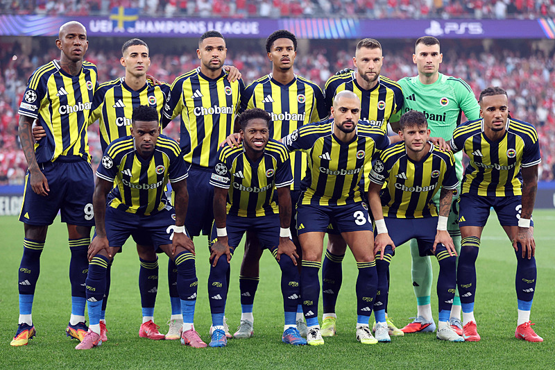 Fenerbahçe'nin ilk 11'i (AFP)