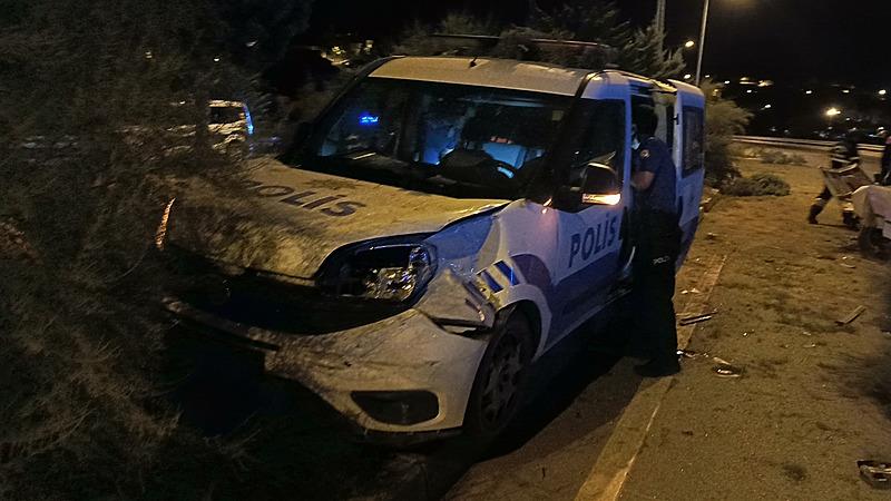 Dur ihtarına uymayıp kaçtı dehşet saçtı! Ekip aracına ve otomobile çarptı | 3'ü polis 10 yaralı-2