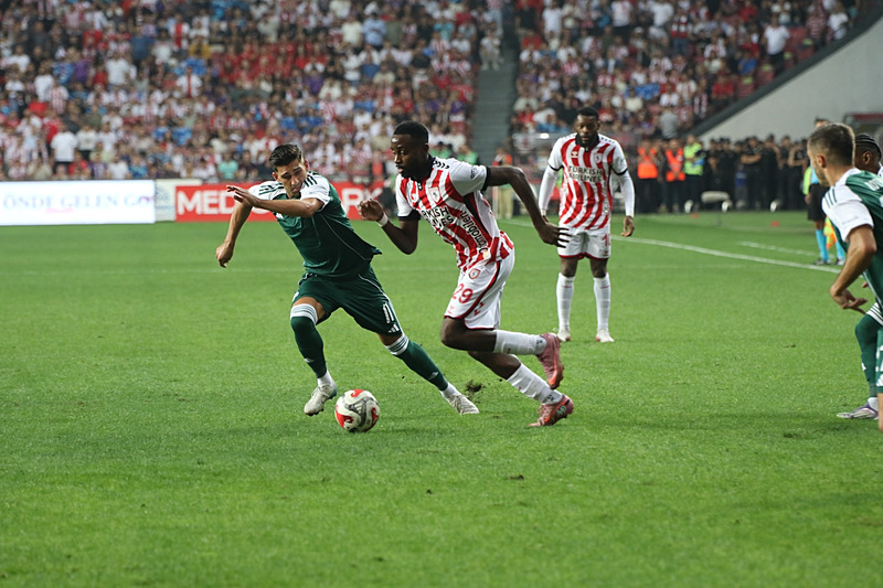 Samsunspor, Panathinaikos ile karşılaştı (DHA)