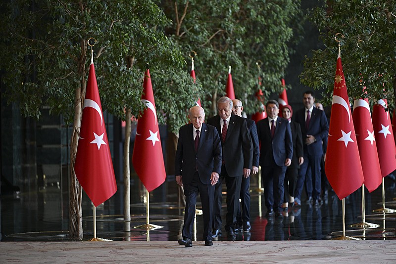 MHP Genel Başkanı Devlet Bahçeli, Cumhurbaşkanı Erdoğan'a tebriklerini sundu (Fotoğraf: AA)