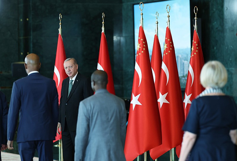 Başkan Erdoğan Külliye'de tebrikleri kabul etti