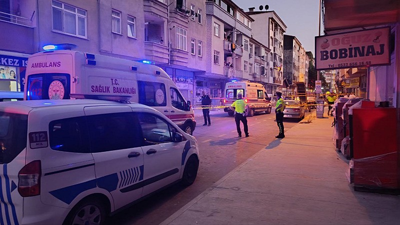 Saldırının gerçekleştiği sokağa polisler geldi (AA)