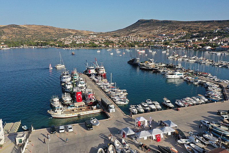 İzmirli balıkçılar gece yarısı ʺvira bismillahʺ diyecek.