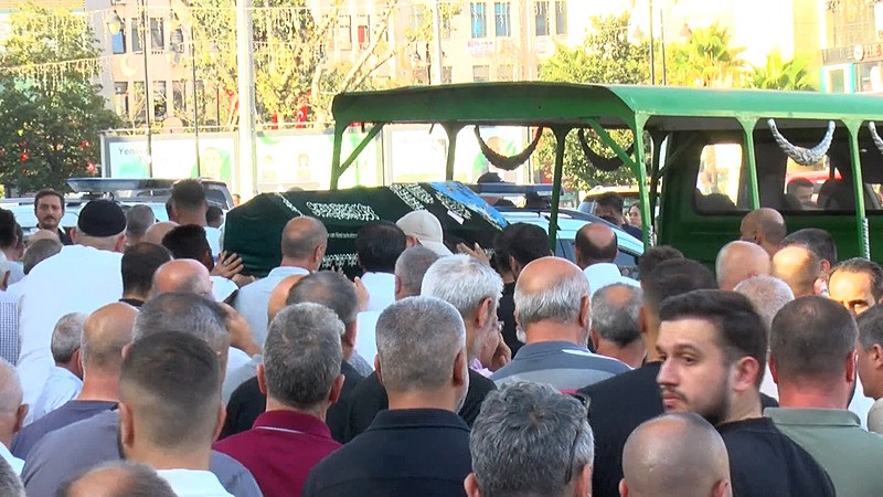 Boğaziçi Üniversitesi'nde öldürülen 15 yaşındaki kızın cenazesi toprağa verildi