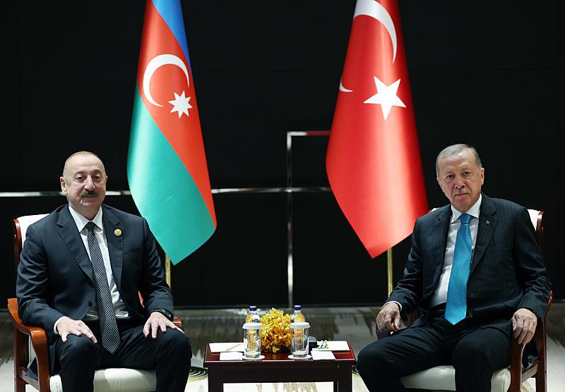 Başkan Erdoğan Azerbaycan Cumhurbaşkanı Aliyev ile görüştü (takvim foto arşiv)