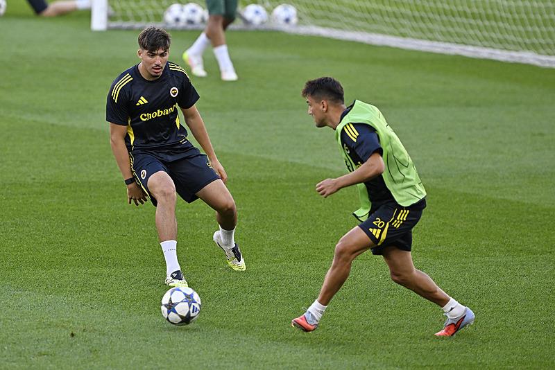 Cengiz Ünder (Sağda)