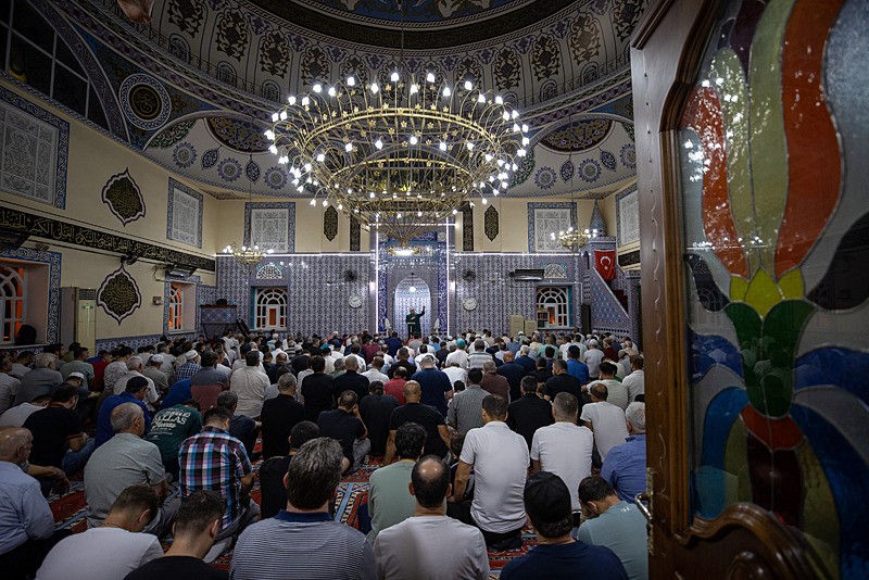 Sakarya'da Mevlit Kandili (AA)